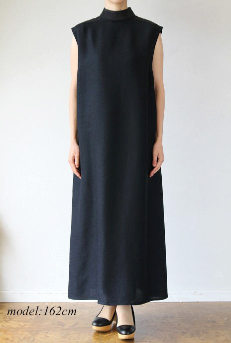 THE RERACS(ザ・リラクス)スタンドカラーバックジップスリーブレスドレスSTANDCOLLAR BACKZIP SLEEVELESS DRESS(DNV×BK)